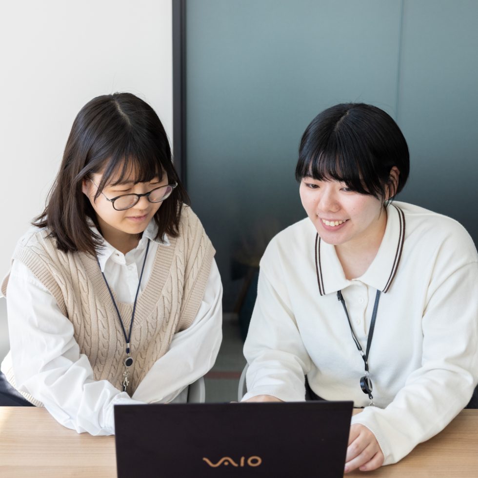 株式会社クルコムの課題抽出から<br />
解決へ導くエンジニアに。